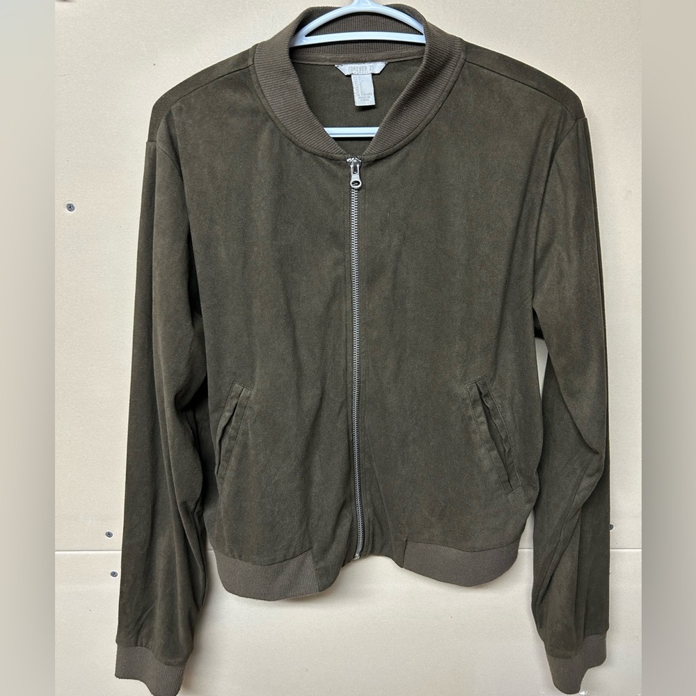 2/$30⚡️- JACKET | Women’s forever 21 suede bomber jacket size large (fits S/M)
